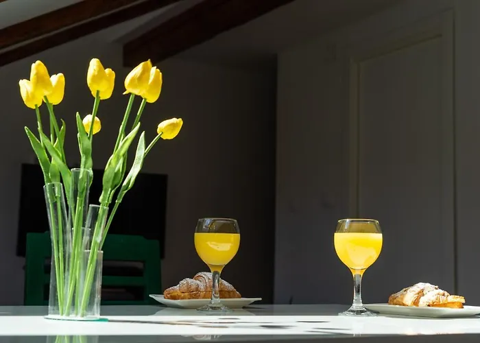 Cool Attic W Gallery In The Heart Of 스플리트