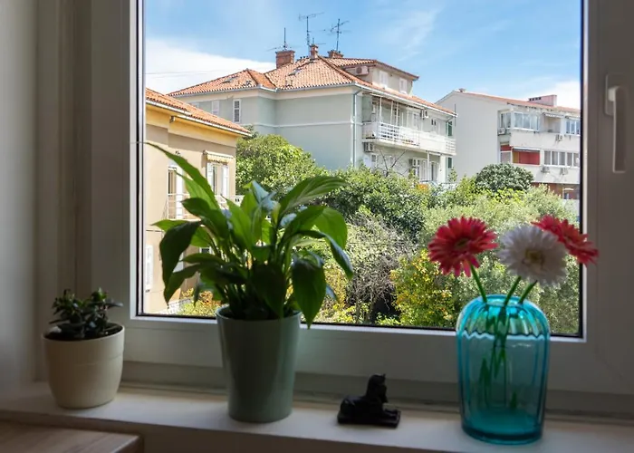 아파트 Cool Attic W Gallery In The Heart Of