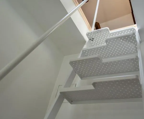 아파트 Cool Attic W Gallery In The Heart Of