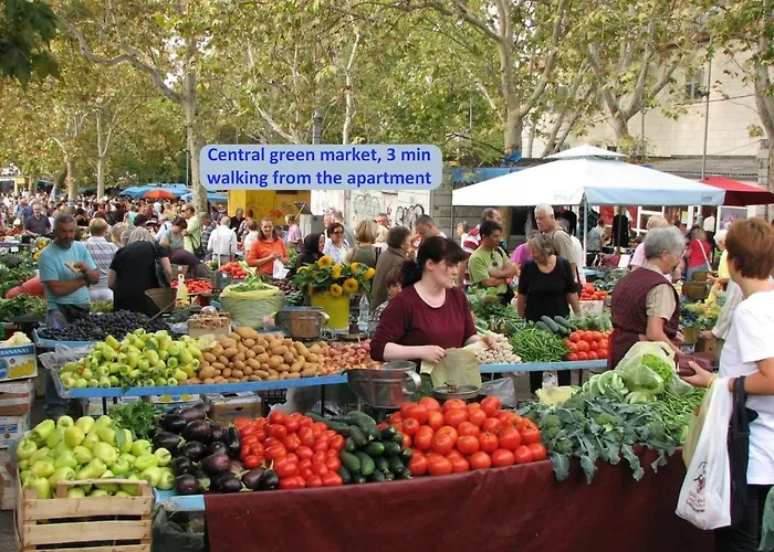 Cool Attic W Gallery In The Heart Of 아파트 스플리트