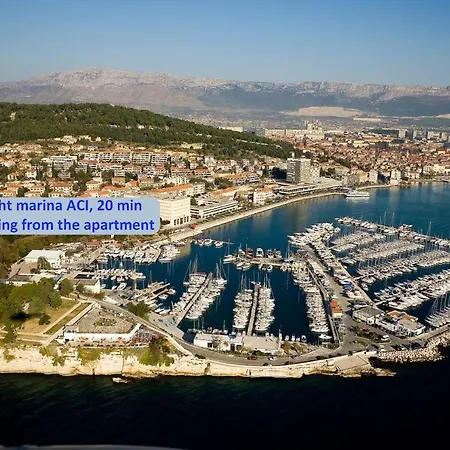 Cool Attic W Gallery In The Heart Of Split