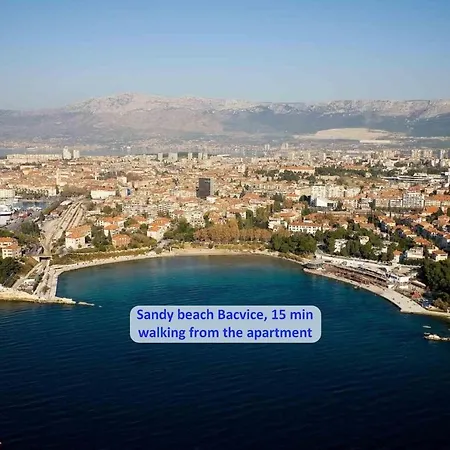 Cool Attic W Gallery In The Heart Of