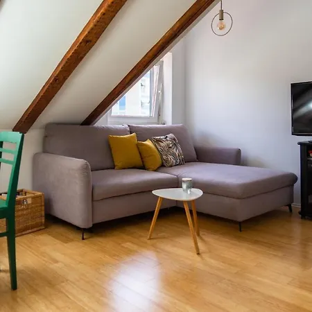 Cool Attic W Gallery In The Heart Of *