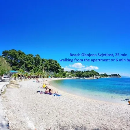 Cool Attic W Gallery In The Heart Of *